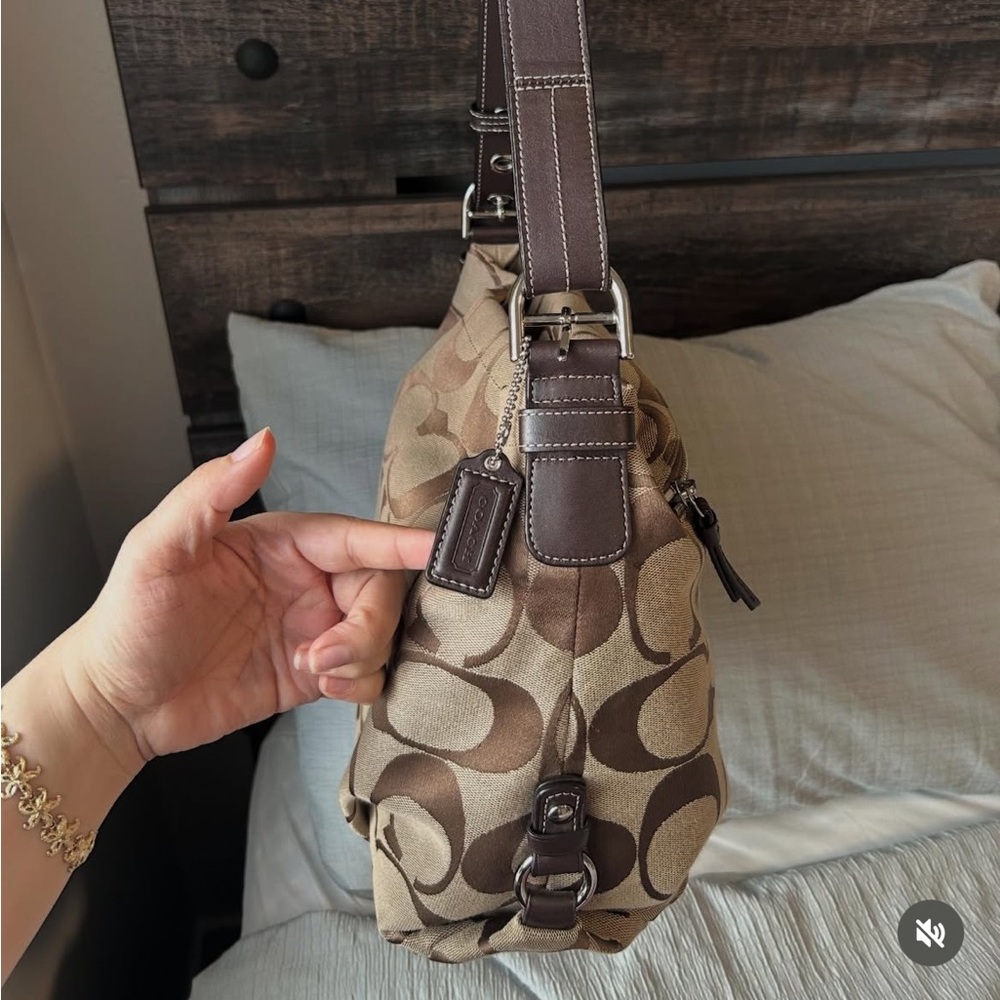 Coach Brown and Beige Signature Hobo Bag - Picture 3 of 14